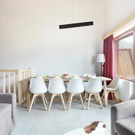 Résidence Prestige Odalys Les Fermes De Châtel