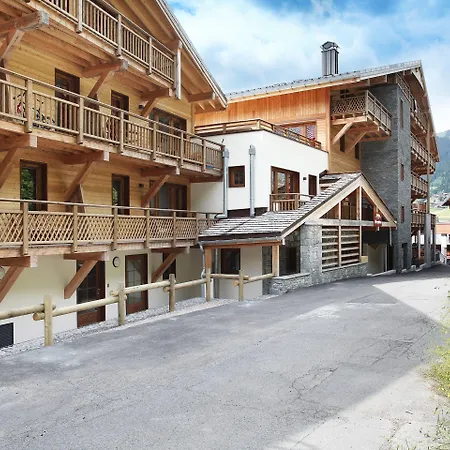 Hotel apartamentowy Odalys Les Fermes De 4*