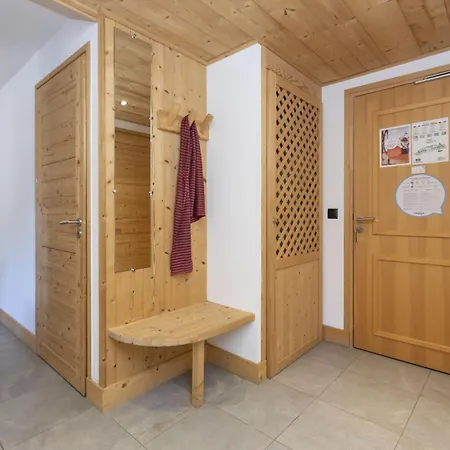 Aparthotel Residence Odalys Les Fermes De Chatel 4*