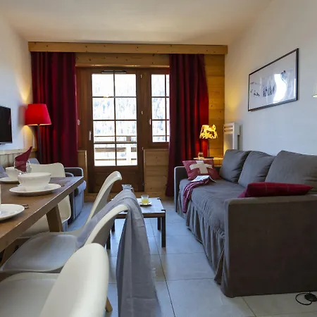 Résidence Prestige Odalys Les Fermes De Châtel